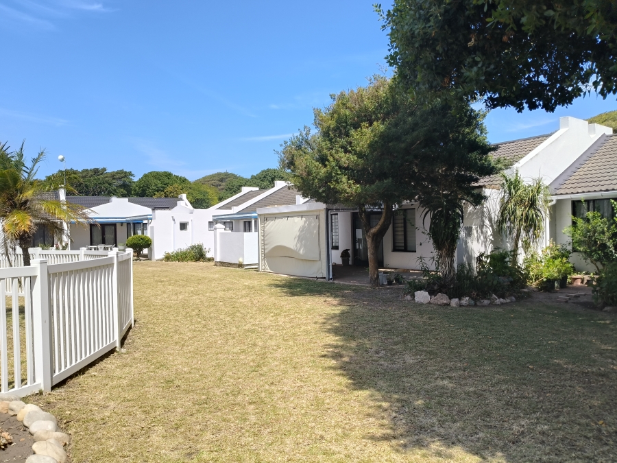 2 Bedroom Property for Sale in Paradise Beach Eastern Cape